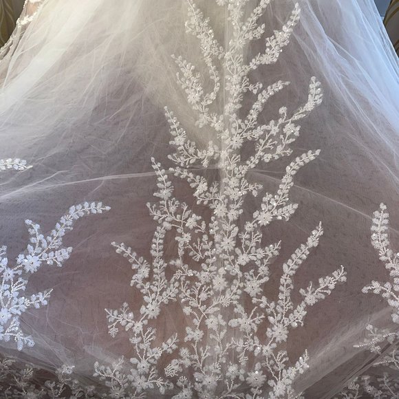 NWOT Lace Mermaid Style Bridal Gown Bridal Size 12 - Picture 8 of 9